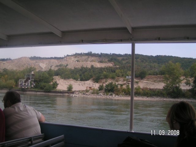 pict4402.jpg